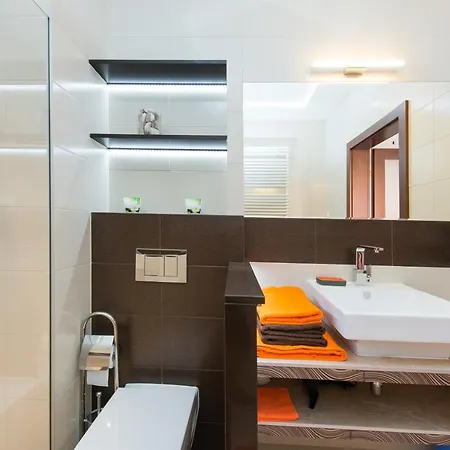 Apartamenty Prestige Browar Lubicz Stare Miasto Krakow Exterior photo